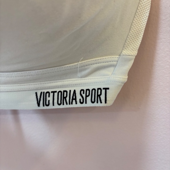Victoria's Secret Sports Bra Size 36DD - Picture 5 of 5